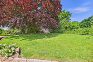 Gardens - click for photo gallery